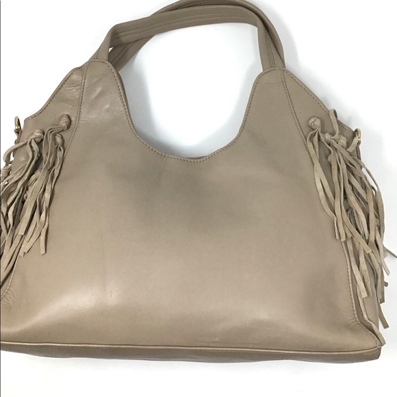 SALE❗️BOHO CHIC TASSELED LEATHER BAG/TOTE - Picture 7 of 16